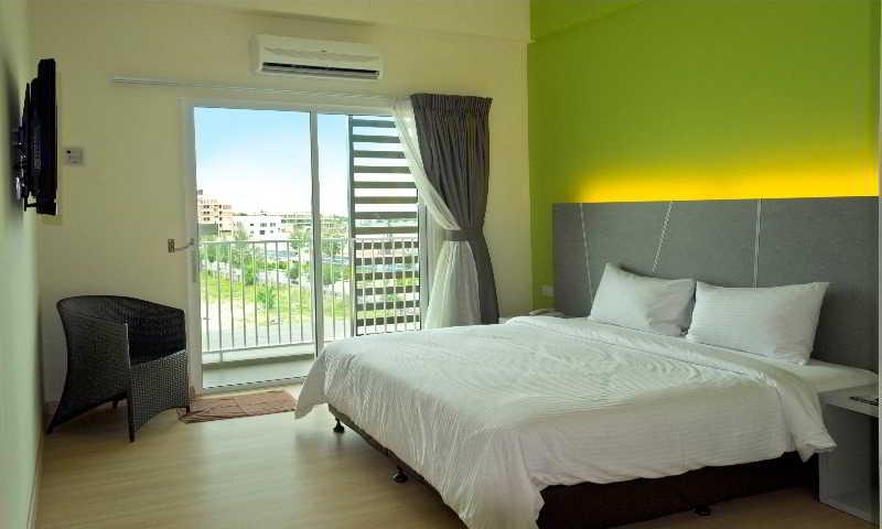 Marvelux Hotel Malacca Екстер'єр фото