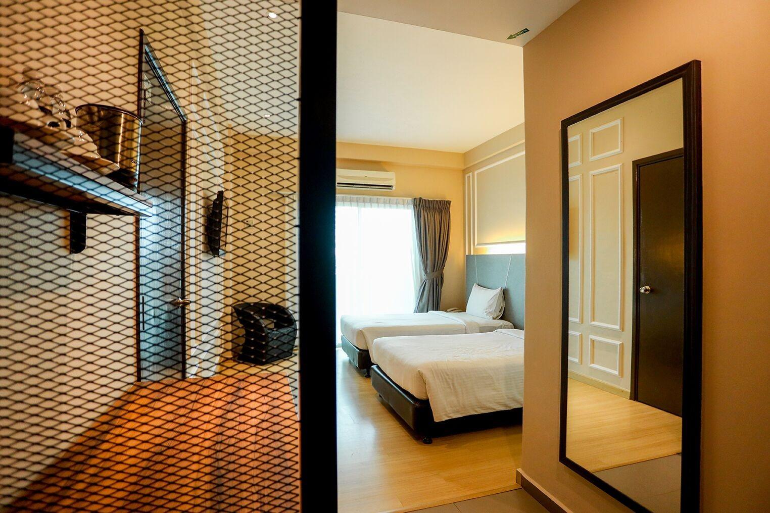 Marvelux Hotel Malacca Екстер'єр фото