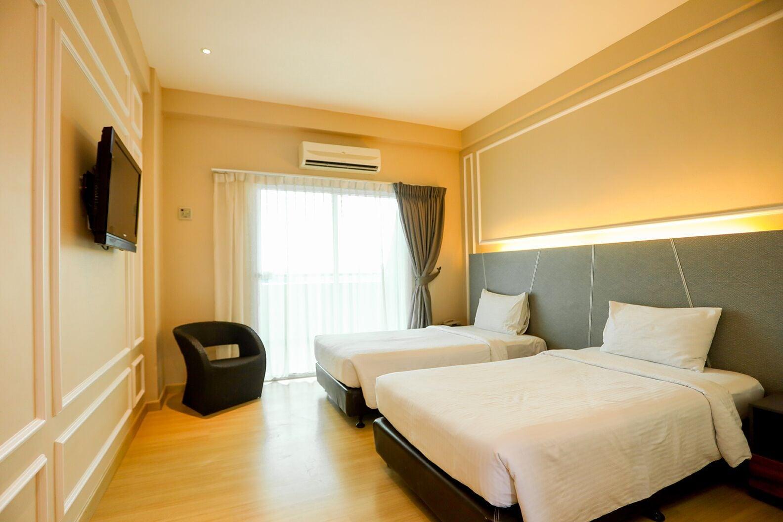 Marvelux Hotel Malacca Екстер'єр фото